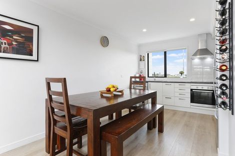 Photo of property in 26 Alexander Willis Crescent, Hobsonville, Auckland, 0616