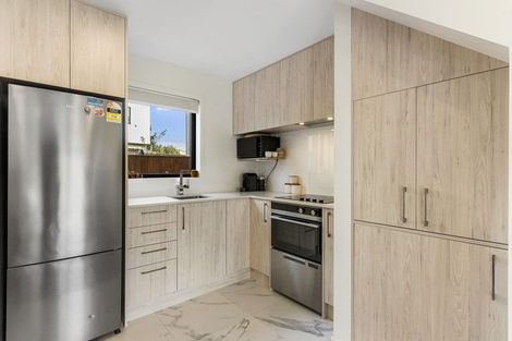 Photo of property in 8/41 Kervil Avenue, Te Atatu Peninsula, Auckland, 0610