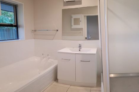 Photo of property in 2 O'halloran Drive, Halswell, Christchurch, 8025