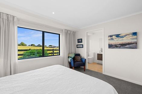 Photo of property in 50 William Andrew Road, Pukekohe, 2120