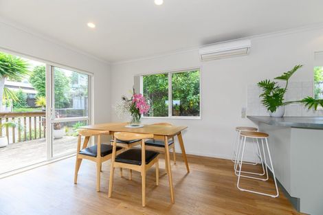 Photo of property in 13a Wharf Road, Te Atatu Peninsula, Auckland, 0610