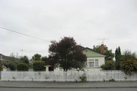 Photo of property in 79 Mcmurdo Street, Tinwald, Ashburton, 7700