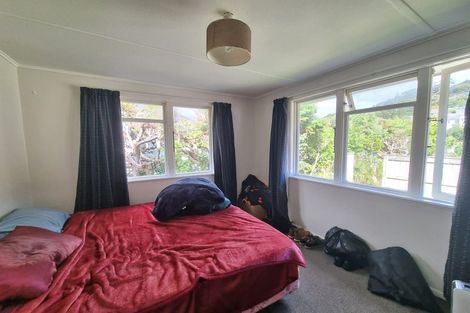 Photo of property in 8a Frederick Street, Tawa, Wellington, 5028