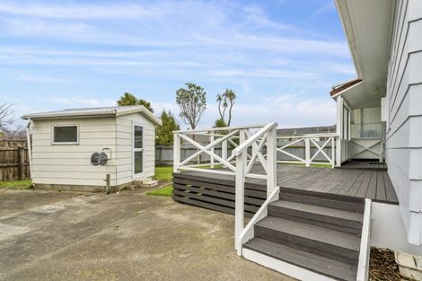Photo of property in 49a Kings Drive, Levin, 5510