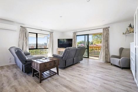 Photo of property in 8a Prospect Terrace, Pukekohe, 2120