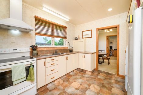 Photo of property in 14 Innes Place, Roslyn, Palmerston North, 4414