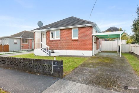 Photo of property in 25 Nile Street, Waterloo, Lower Hutt, 5011