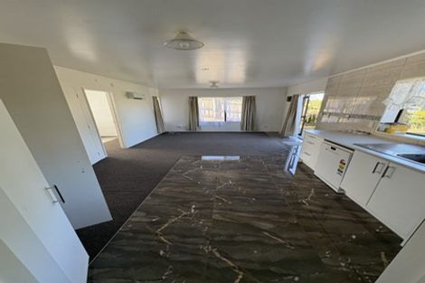 Photo of property in 63 Harmel Road, Glendene, Auckland, 0602