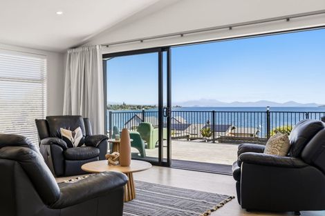 Photo of property in 184a Lake Terrace, Hilltop, Taupo, 3330