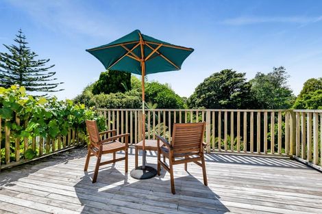 Photo of property in 75c Govett Avenue, Frankleigh Park, New Plymouth, 4310