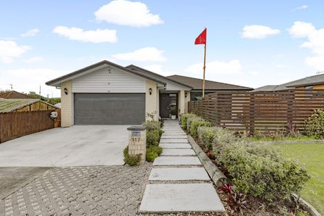 Photo of property in 117 Parkhaven Drive, Rosehill, Papakura, 2113