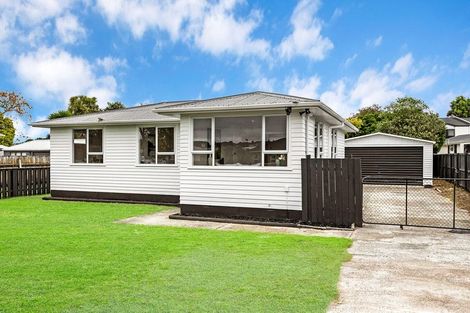 Photo of property in 17 Harper Street, Papakura, 2110