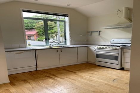 Photo of property in 12/93a Kelburn Parade, Kelburn, Wellington, 6012