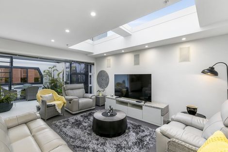 Photo of property in Wall Street On Lambton, 6/326 Lambton Quay, Wellington Central, Wellington, 6011