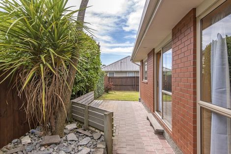 Photo of property in 28 Allard Street, Edgeware, Christchurch, 8013