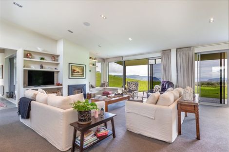 Photo of property in 37 Hepina Heights, Kinloch, Taupo, 3377