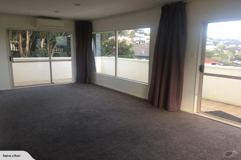 Photo of property in 2/22 Spencer Road, Pinehill, Auckland, 0632