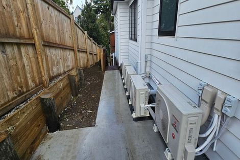 Photo of property in 12a Blease Street, New Lynn, Auckland, 0600