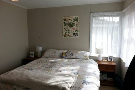 Photo of property in 1/2 Bowling Avenue, Epsom, Auckland, 1023