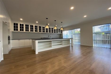 Photo of property in 29e Greenhithe Road, Greenhithe, Auckland, 0632