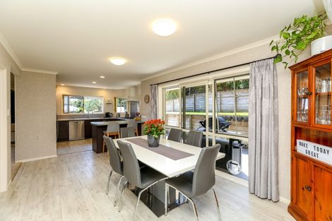 Photo of property in 19b Shelter Grove, Frankleigh Park, New Plymouth, 4310