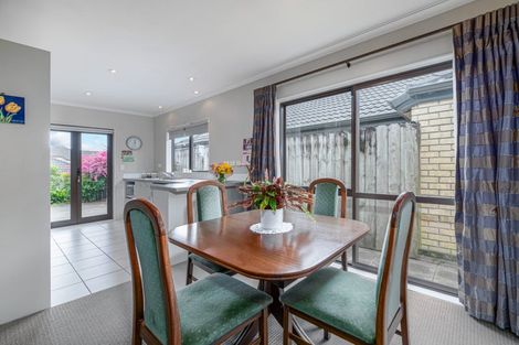 Photo of property in 30 Espalier Drive, Henderson, Auckland, 0612
