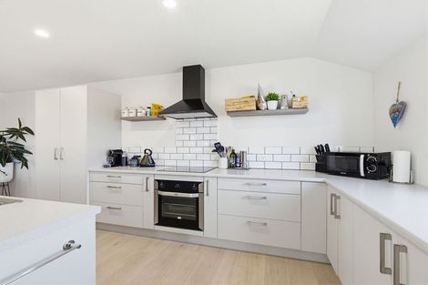 Photo of property in 10 Shillingford Boulevard, Rolleston, 7615