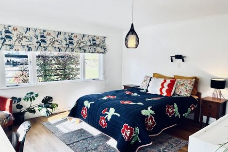 Photo of property in 34 Highland Avenue, Titirangi, Auckland, 0604