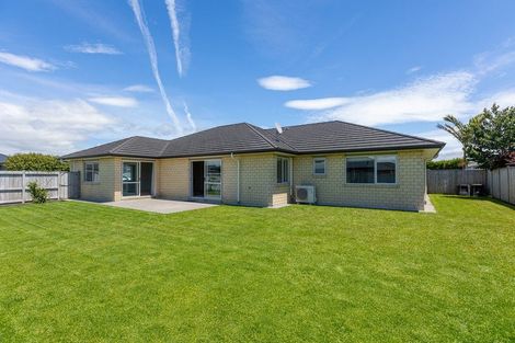 Photo of property in 11 Rawiri Drive, Bell Block, New Plymouth, 4312