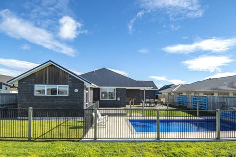 Photo of property in 34 Cassinia Close, Papamoa Beach, Papamoa, 3118