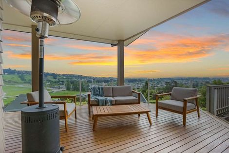 Photo of property in 11 Lucknow Place, Cashmere, Christchurch, 8022