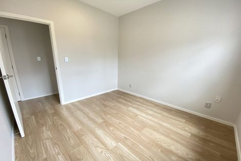 Photo of property in 5 Tawa Road, Te Atatu Peninsula, Auckland, 0610