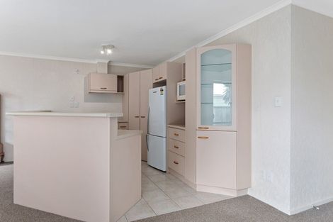 Photo of property in 2/68 Salonika Street, Whakatane, 3120