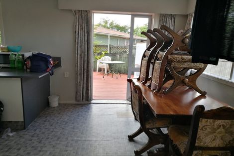 Photo of property in 16 Pryce Place, Silverdale, Hamilton, 3216