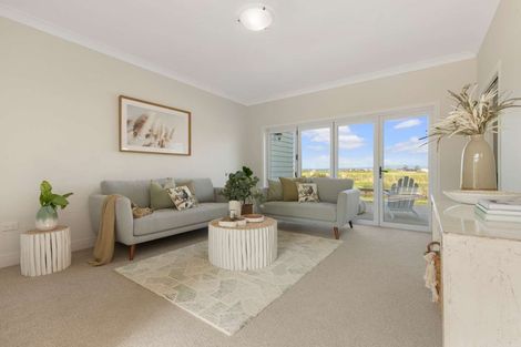 Photo of property in 14 Gibson Place, Papamoa Beach, Papamoa, 3118