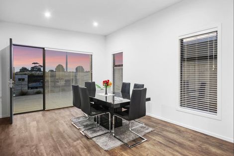 Photo of property in 267 Te Okuroa Drive, Papamoa, 3118