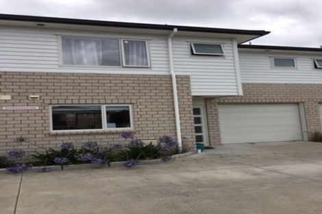 Photo of property in 2/1 June Place, Hamilton East, Hamilton, 3216