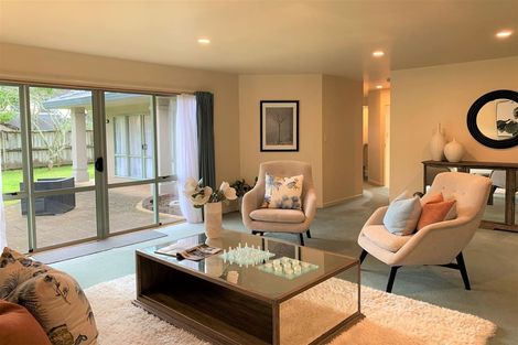 Photo of property in 1 Landing Drive, Albany, Auckland, 0632