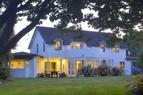 Photo of property in 165 Raumati Road, Raumati Beach, Paraparaumu, 5032