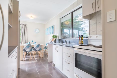 Photo of property in 1/28 Northall Road, New Lynn, Auckland, 0600