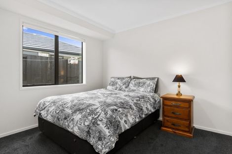 Photo of property in 5 Warlock Way, Papamoa, 3118