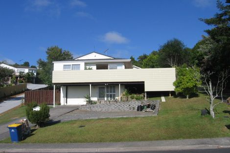 Photo of property in 23 Hatherlow Street, Glenfield, Auckland, 0629