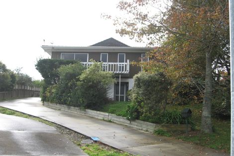 Photo of property in 2/17 Chevis Place, Pakuranga, Auckland, 2010