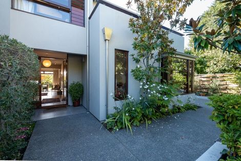 Photo of property in 1a Gillean Street, Havelock North, 4130