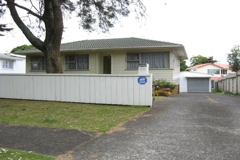 Photo of property in 27 Ashcroft Avenue, Mangere Bridge, Auckland, 2022
