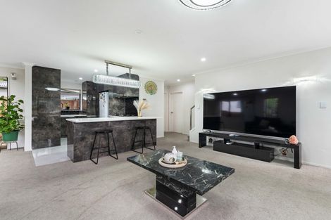 Photo of property in 14b Evans Road, Weymouth, Auckland, 2103