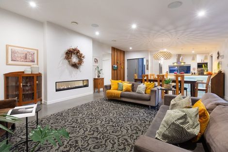 Photo of property in 261 Lakes Boulevard, Pyes Pa, Tauranga, 3112