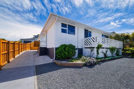 Photo of property in 80 Churchill Street, Kaikoura, 7300