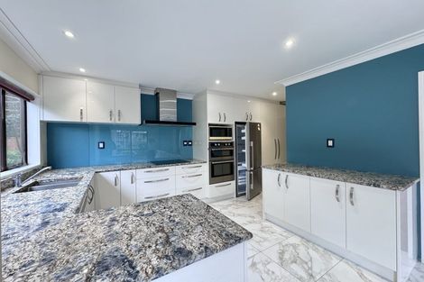 Photo of property in 20 Karetu Road, Greenlane, Auckland, 1051