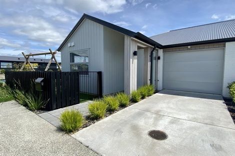 Photo of property in 12 Marata Lane, Te Puke, 3119